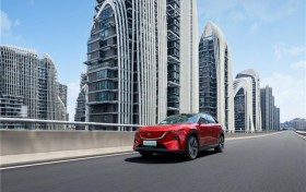 智驭全场景 长安马自达MAZDA EZ-60激光版先享会南京举行